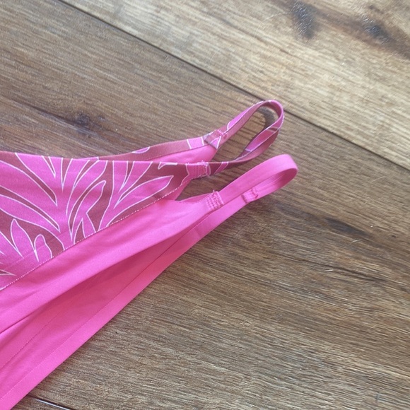 Fused Ventura Bikini Bottom in Tiki Tiki
LSPACE - Picture 6 of 9